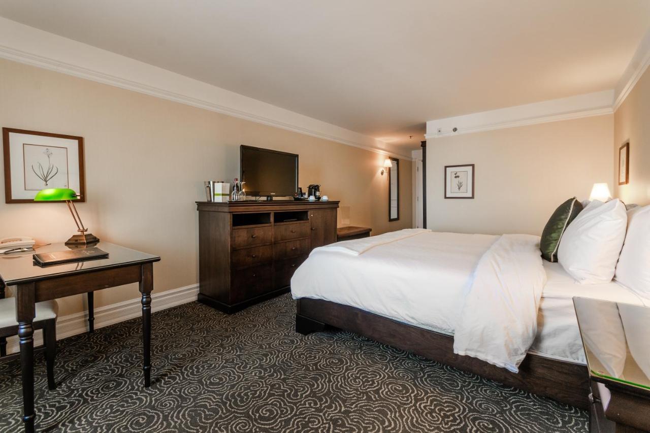 Le St-Martin Hotel & Suites Laval Exterior foto