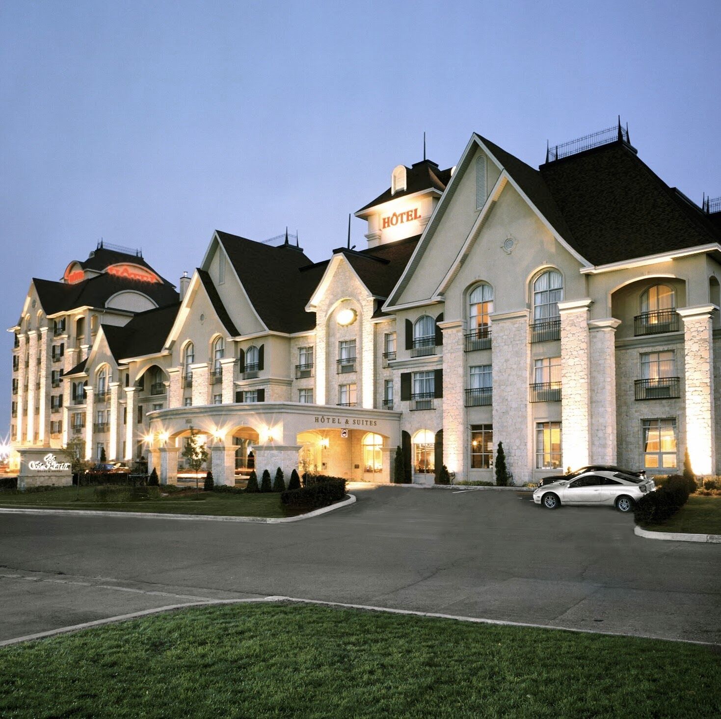 Le St-Martin Hotel & Suites Laval Exterior foto
